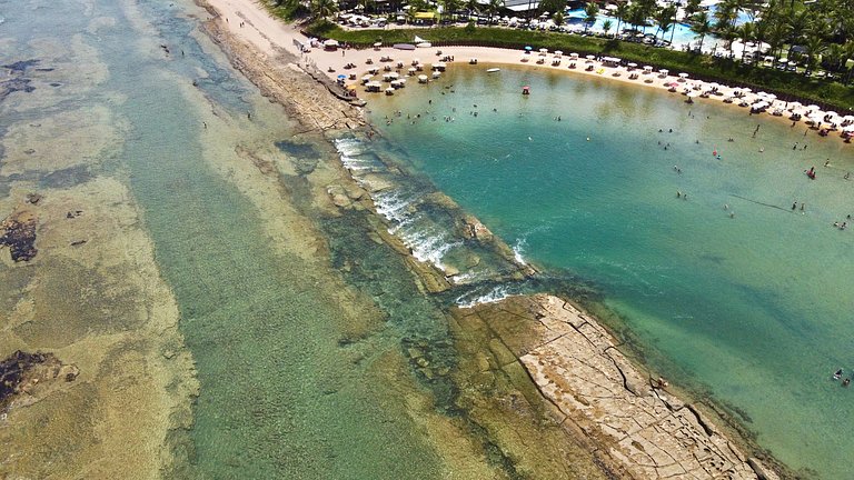 Nannai Residence Muro Alto Terreo com 3 Suites