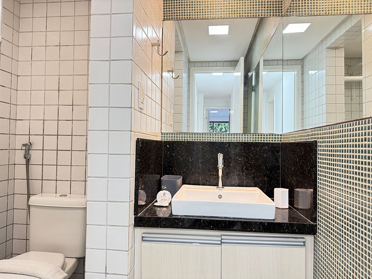 Nannai Residence Muro Alto Terreo com 3 Suites